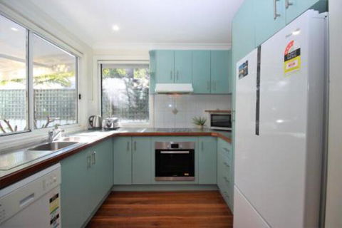 MAGIC BEACH HOUSE PET FRIENDLY - Kalgoorlie Accommodation 4