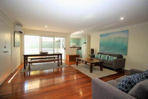 MAGIC BEACH HOUSE PET FRIENDLY - Kalgoorlie Accommodation 5