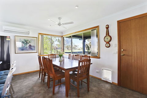 Yarragon 4 Bedroom House In Gippsland - Kalgoorlie Accommodation 6