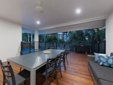 CANOPY HOUSE At PALM COVE - Kalgoorlie Accommodation 5