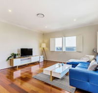 Rochedale Spacious Holiday 4 Bedrooms House Qro009 - Kalgoorlie Accommodation