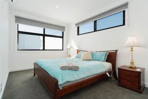 Portrush Luxury B & B - Kalgoorlie Accommodation 6