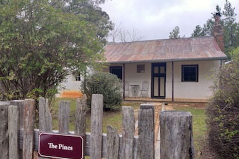 Pines Cottage - Kalgoorlie Accommodation 0