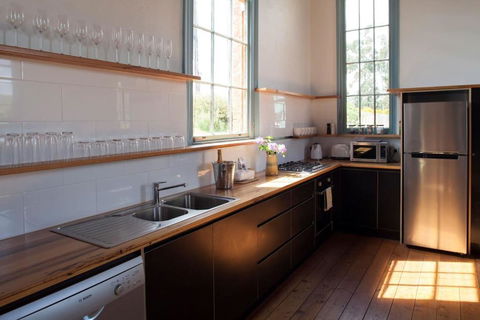 The Welsh Church - Kalgoorlie Accommodation 5