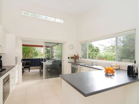Acacia On Orion :: Jervis Bay Rentals - Kalgoorlie Accommodation 2