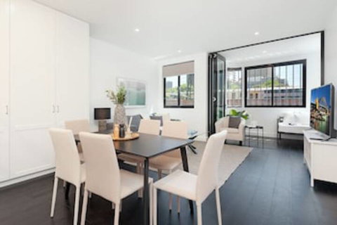 Luxury Sydney Apartment - Kalgoorlie Accommodation 0
