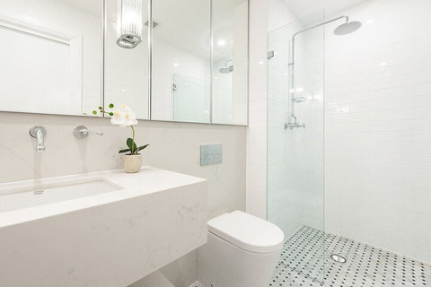 Luxury Sydney Apartment - Kalgoorlie Accommodation 2