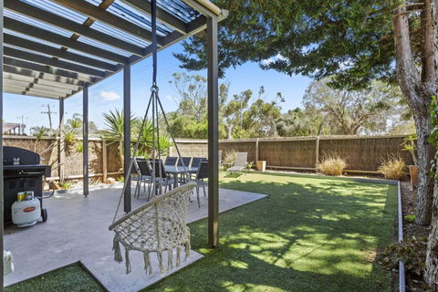 CAPELS REST CAPEL SOUND - Kalgoorlie Accommodation 4
