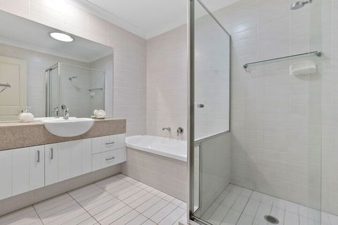 CASUARINA DREAMING - Kalgoorlie Accommodation 4