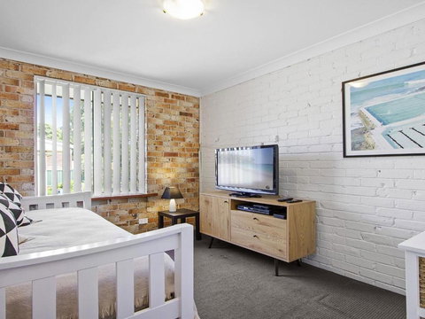 Amersham Great Family Accommodation - Kalgoorlie Accommodation 6