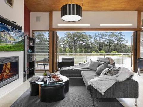 Casa Sul Lago Quite Simply A Very Special Place - Kalgoorlie Accommodation 5