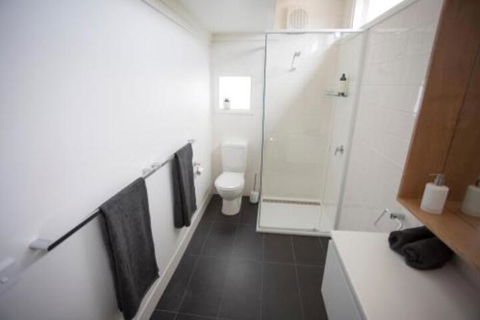 MONREPOS - Kalgoorlie Accommodation 6
