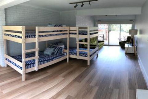 HIP NAUTIC 100 Metres To Beach - Kalgoorlie Accommodation 0