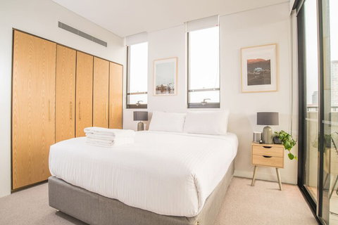 Inner City Penthouse With Private Rooftop - Kalgoorlie Accommodation 6