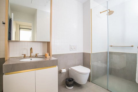 Inner City Penthouse With Private Rooftop - Kalgoorlie Accommodation 7