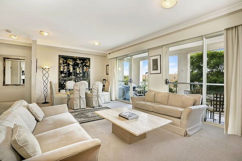 HC102 Karrabee Avenue Huntleys Cove - Kalgoorlie Accommodation 4