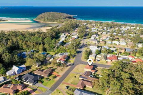 Macleay Street 23 Narrawallee - Kalgoorlie Accommodation 2