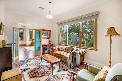 Magnificent Cotillion By Your Innkeeper - Kalgoorlie Accommodation 3