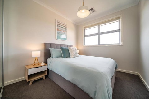 Coast On Clovelly Close To The Beach Wifi Nespresso - Kalgoorlie Accommodation 2