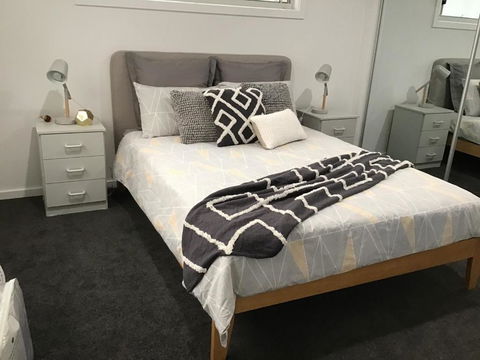 Discover Warilla Bright & Airy Townhouse Near The Beach & Lake - Kalgoorlie Accommodation 4