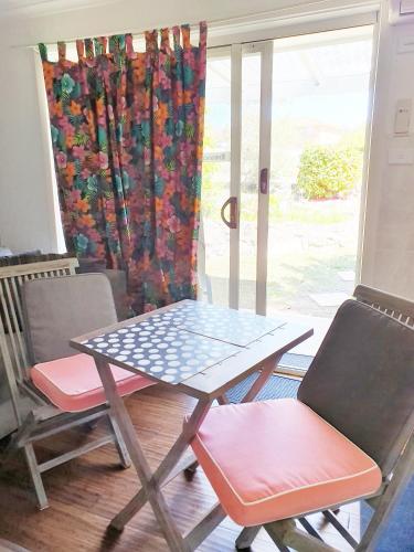 Marazul BEST DEAL Stone Bathtub WIFI Functional - Kalgoorlie Accommodation 3