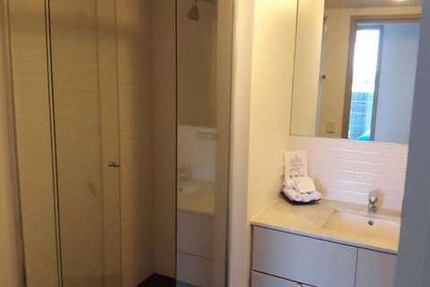 Apartment View Docklands Melbourne - Kalgoorlie Accommodation 4