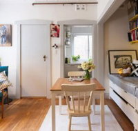 Beautiful Lush  Green Oasis Studio Apartment - Kalgoorlie Accommodation