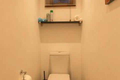 Bright & Spacious 2 Bedroom Apartment In Windsor - Kalgoorlie Accommodation 4