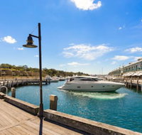 Woolloomooloo Modern Apartment 12 BRK - Kalgoorlie Accommodation