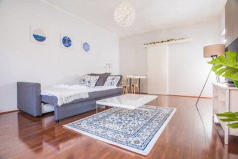 Vibrant And Colorful Apartment In Dollspoint - Kalgoorlie Accommodation 0