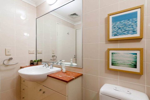 Amazing Studio With Pool In Central Sydney - Kalgoorlie Accommodation 3