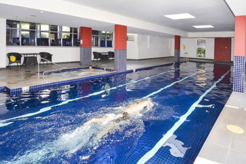 Sun-drenched 3 Bedroom Apartment In Turrella - Kalgoorlie Accommodation 2