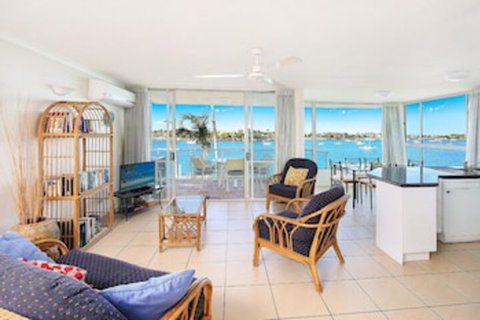 Amazing Waterfront Views Sunshine Coast H330 - Kalgoorlie Accommodation 0
