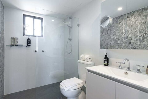 Modern 1 Bedroom Apartment In The Italian Forum - Kalgoorlie Accommodation 6