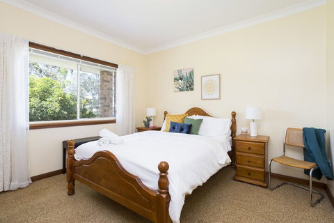 South Coast Getaway House Sleeping 8 Guests - Kalgoorlie Accommodation 4