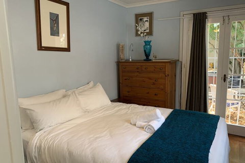 Surry Hills Terrace With Hot Tub - Kalgoorlie Accommodation 5