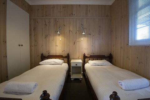 Rivendale - Kalgoorlie Accommodation 7