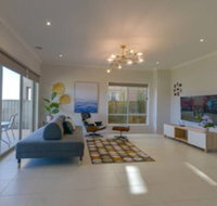 Luxury Waterfront Grand Villa in Melbourne - Kalgoorlie Accommodation
