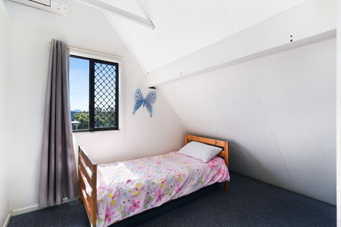 Chalet By The Sea, 10 Pelican Street, Peregian Beach - Kalgoorlie Accommodation 5