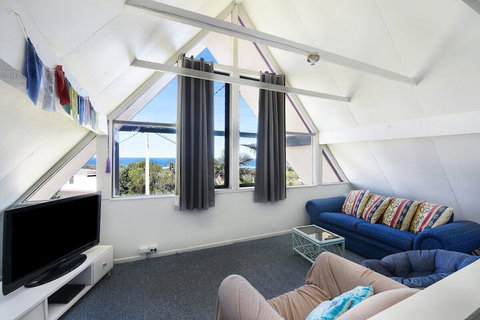 Chalet By The Sea, 10 Pelican Street, Peregian Beach - Kalgoorlie Accommodation 3