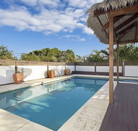 Minutes Walk to Peregian Beach  Surf Unit 1 / 28 Pelican Street - Kalgoorlie Accommodation
