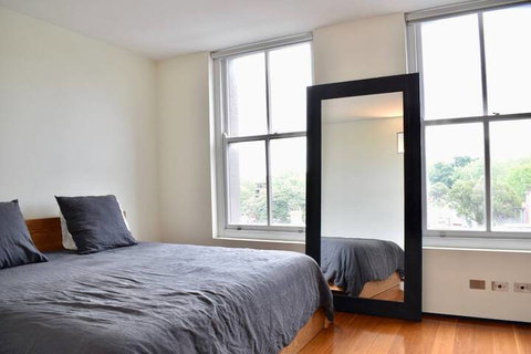 New York Loft Style Flat In Surry Hills - Kalgoorlie Accommodation 2