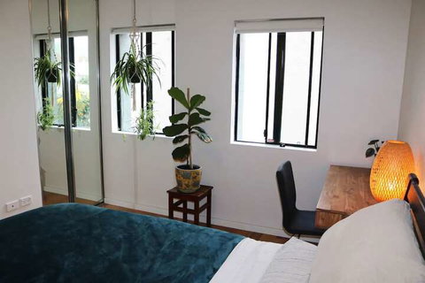 Erko Home In The Middle Of The Action With Parking - Kalgoorlie Accommodation 1