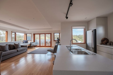 Freycinet Studios - Bay - Kalgoorlie Accommodation 5