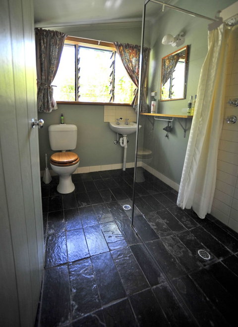 Emma Tiver Heritage Cottage - Kalgoorlie Accommodation 5
