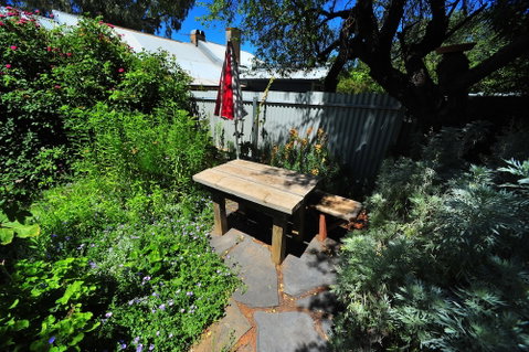 Emma Tiver Heritage Cottage - Kalgoorlie Accommodation 6