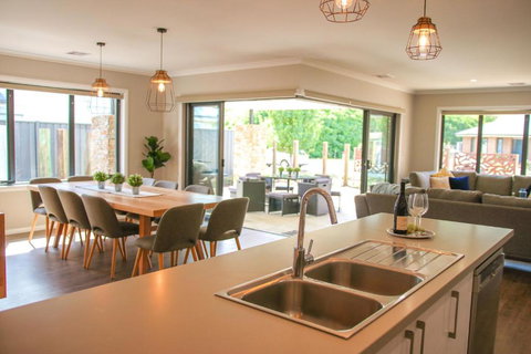 Amaroo - Kalgoorlie Accommodation 2