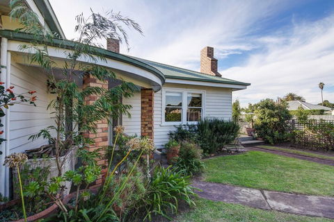 Deckhouse - Kalgoorlie Accommodation 1
