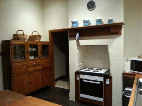 The Palms - Kalgoorlie Accommodation 3