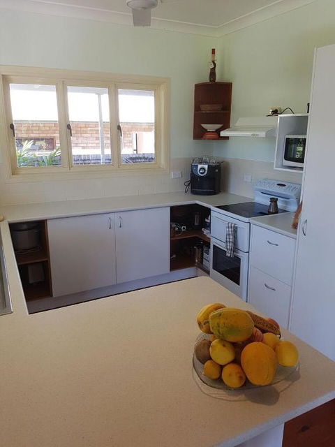 Seafarer Cottage - Kalgoorlie Accommodation 4